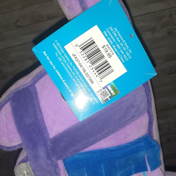 Fortnite Pillow - Picture 3 of 3